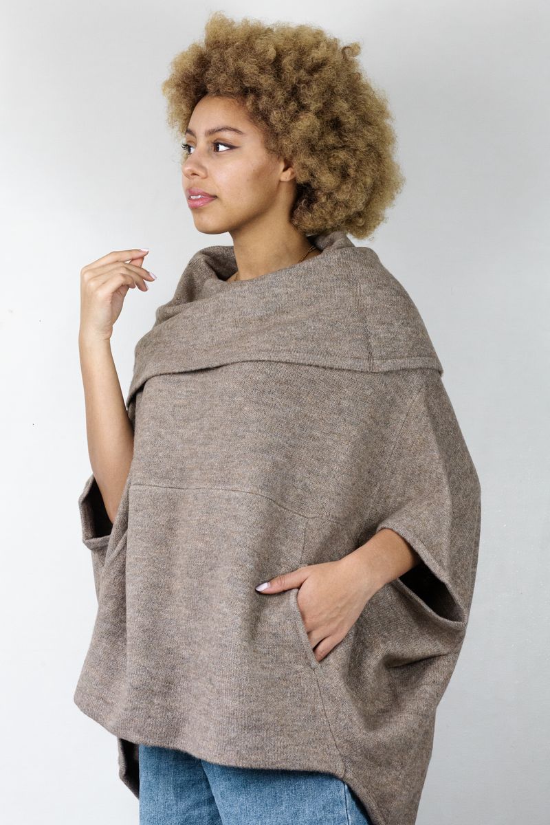 Koalo Kowl Poncho