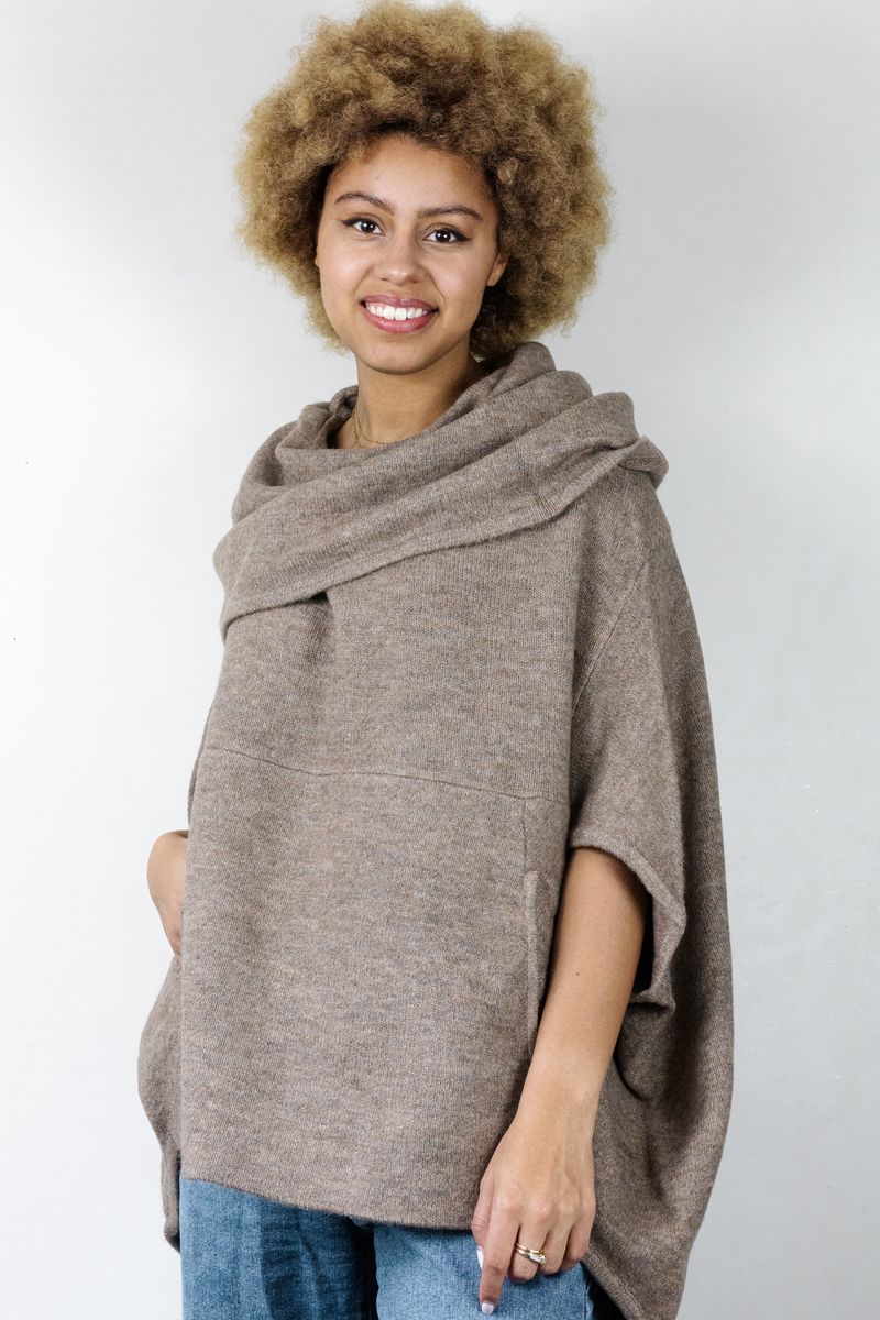 Koalo Kowl Poncho