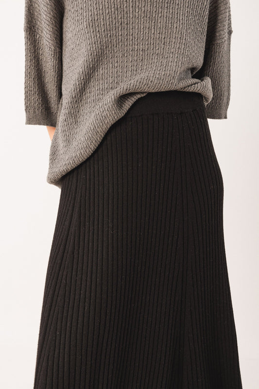 Ribbed Knit Skirt