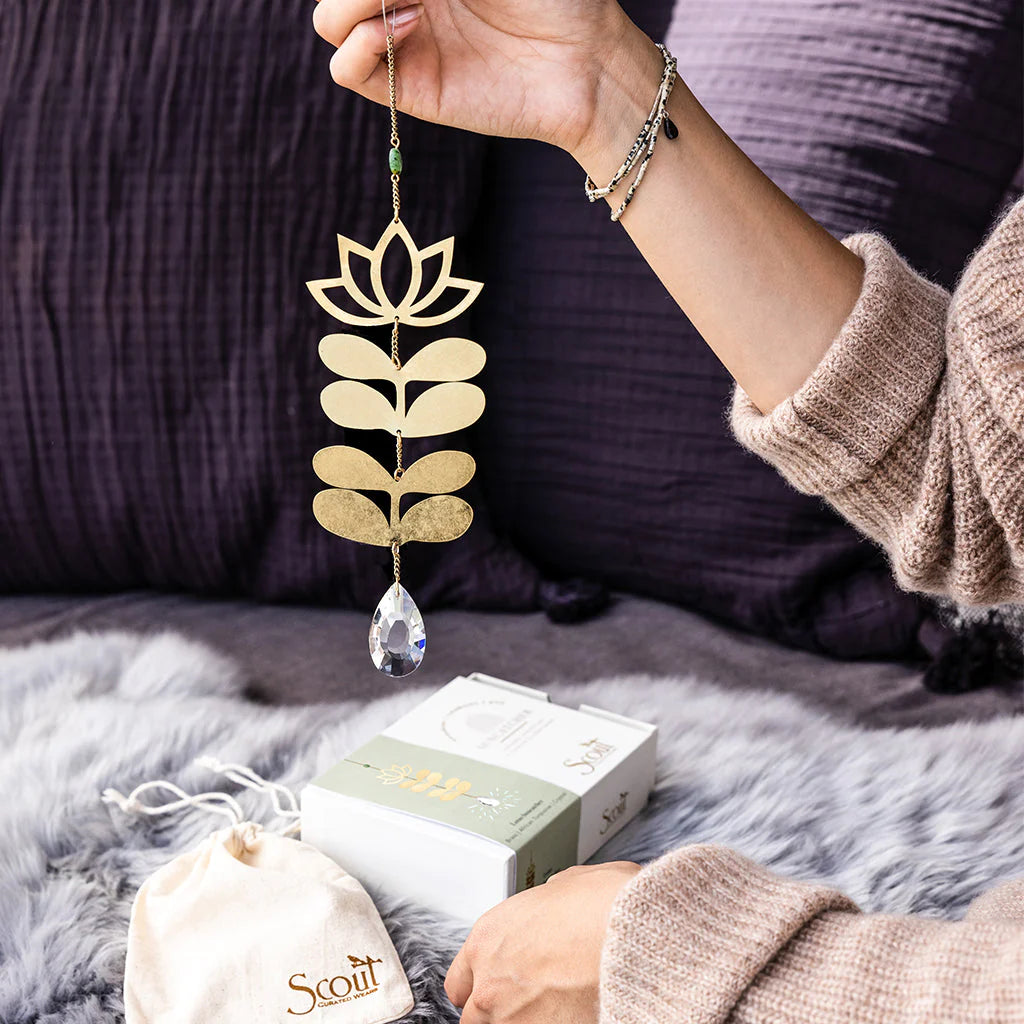 Suncatcher - Lotus/African Turqouise