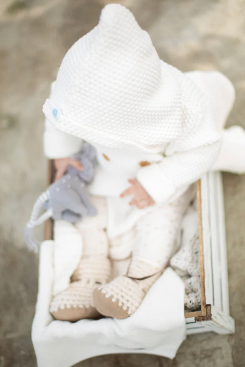 Sweater Moccs