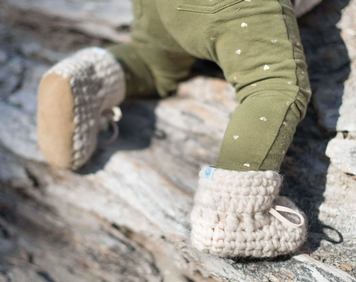 Sweater Moccs