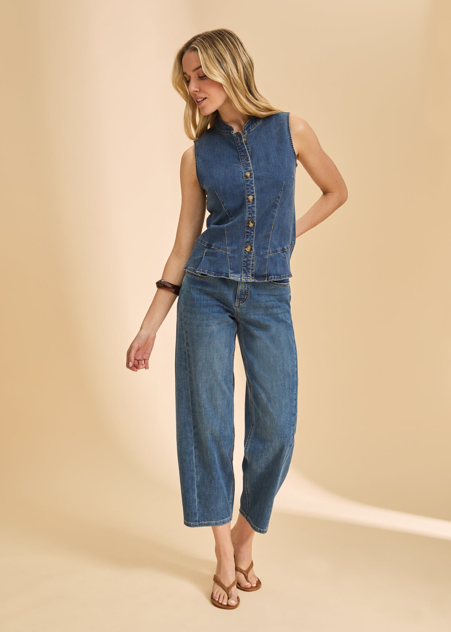 Girlfriend Barrel Ankle Pants