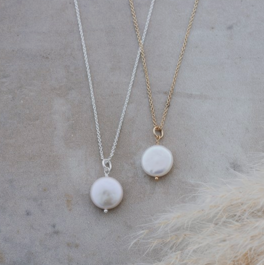 Liv Necklace