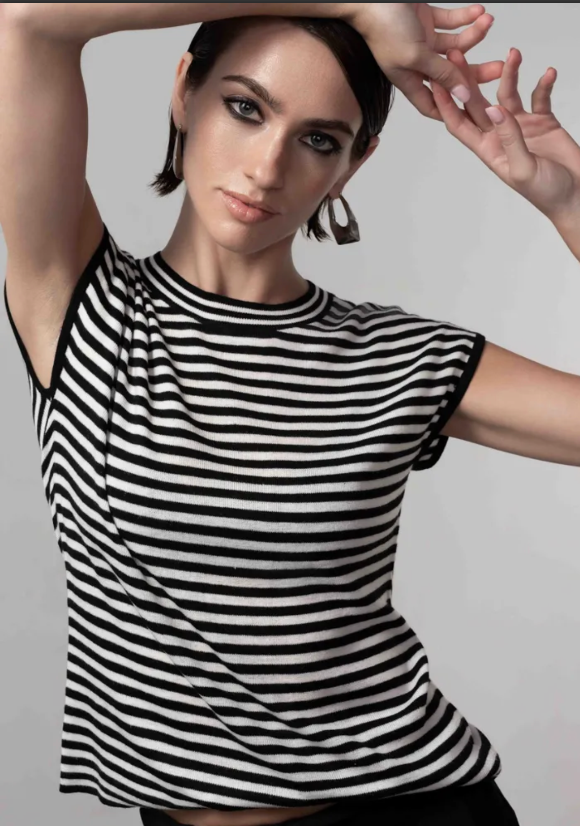 Short Sleeve Knit Top