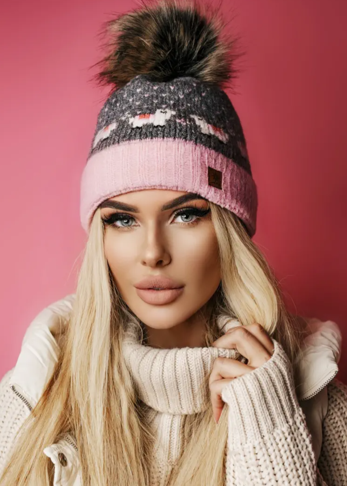 Huggy Woolk Winter Hat